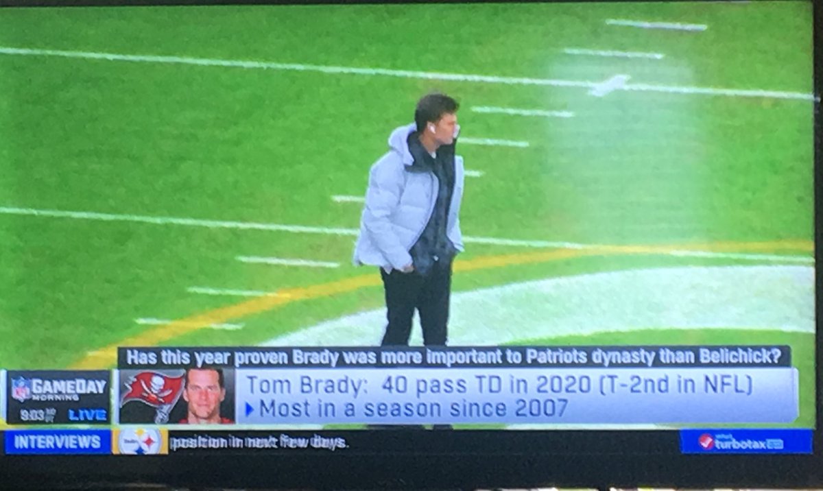 Brady strolling around Lambeau Field looking for his orange mocha frappacino. #BillsMafia #BillsByABillion