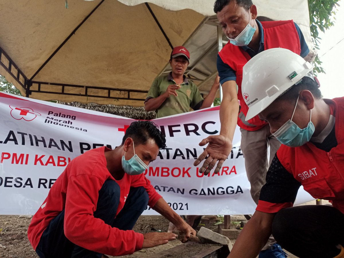 PMI Lombok Utara tweet media