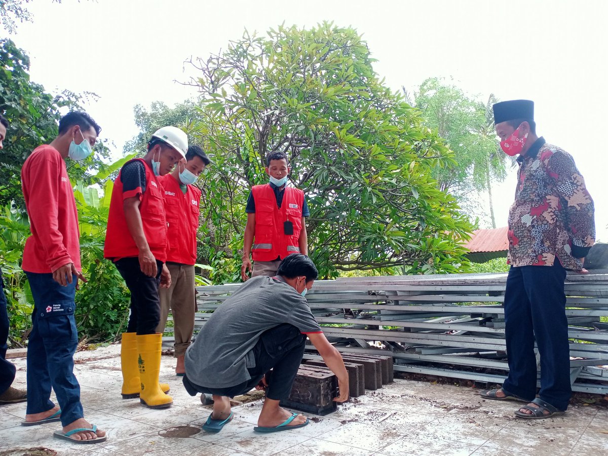 PMI Lombok Utara tweet media