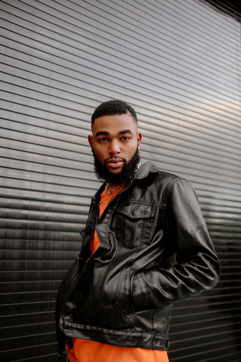 YoungestOG_'s tweet photo. Mama ima stepper 🦿🦿 https://t.co/CAoQSSLu24