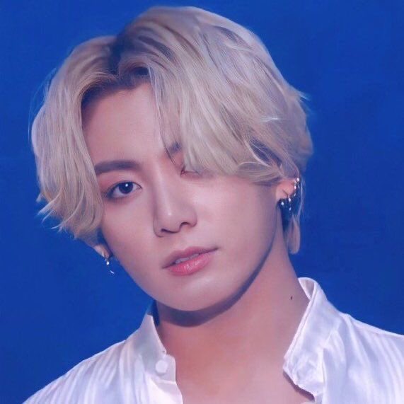 coversuga's tweet photo. os incríveis vocais escondidos do jungkook; a thread https://t.co/2WTnujaAR3