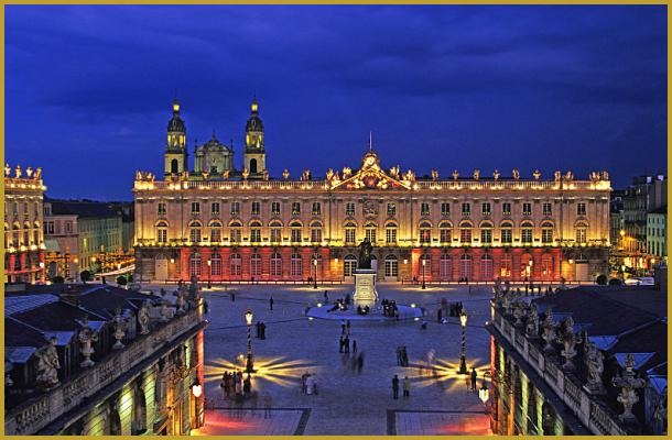 Nancy_2026's tweet photo. [Sondage ⤵️]

Quelle est la plus belle place du monde ? https://t.co/Y8SnXsUUqG