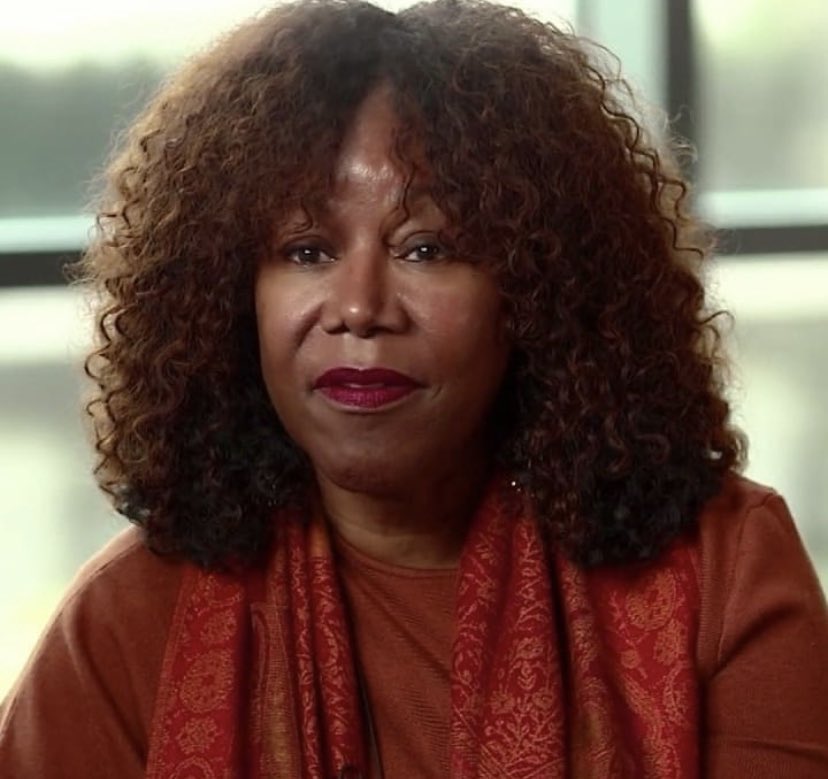 esdecirdiario's tweet photo. La historia de Ruby Bridges. ⁣

«A los 6 años, fue la primera niña negra en asistir a una escuela primaria totalmente blanca en el sur de los EE.UU...» https://t.co/xz2NDceFFe
