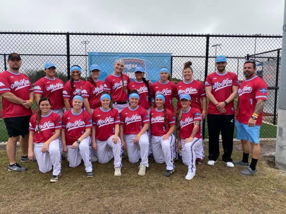 HeartBreakWade3's tweet photo. Kansas/Missouri Women’s Major Challenge Cup Team 🥎💙❤️ https://t.co/pOMNoDgGqu