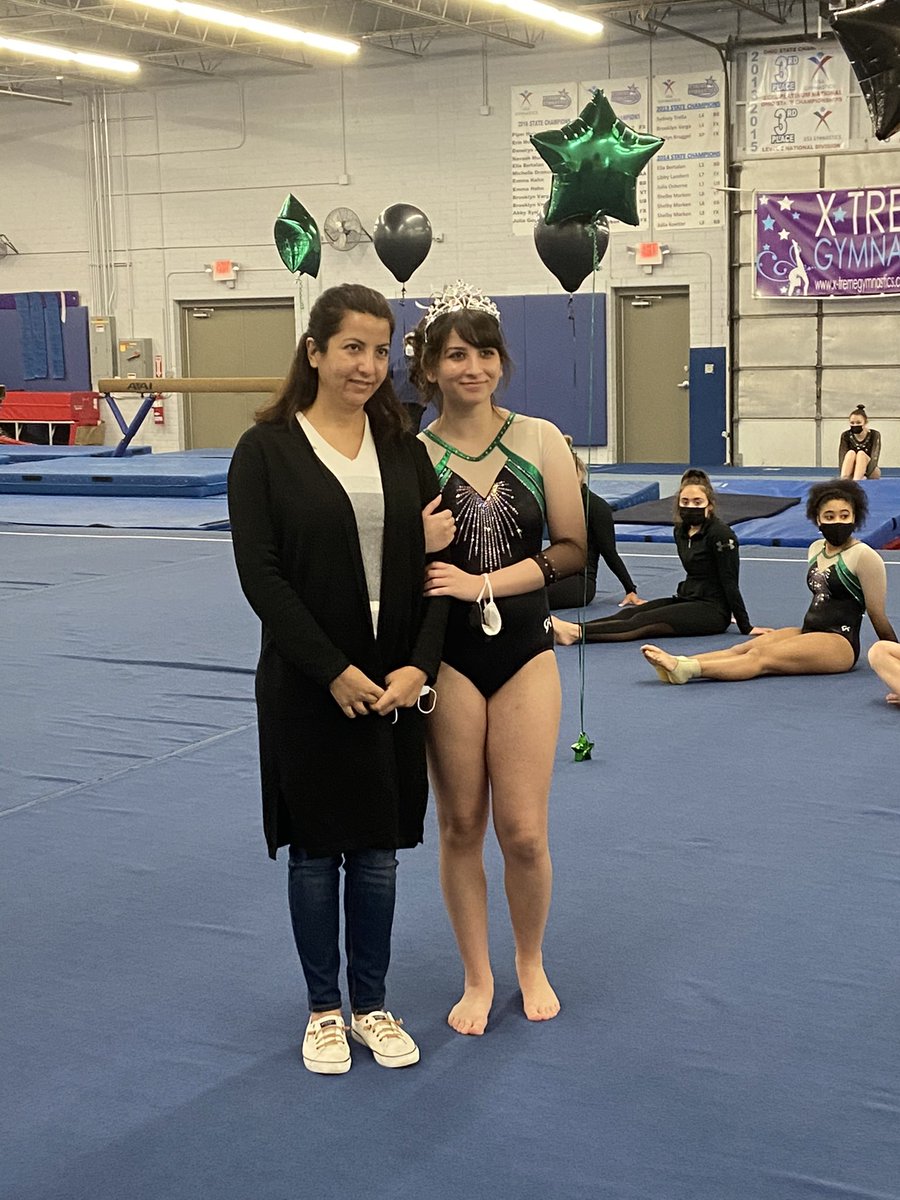 DemonAthletics's tweet photo. Congrats to @DemonGymnasts seniors! https://t.co/aXc2HLc9uu