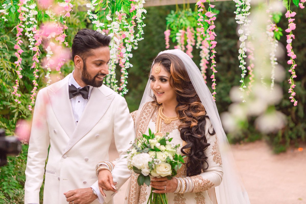 Showcasing Our trend setting couple Rumel &amp; Nasrin at Colwick hall hotel, Nottingham

Venue: <a href="/ColwickHall/">Colwick Hall</a>
Media: <a href="/vipgroupltd/">vip media group</a> 
vipmediagroup.co.uk
07974 722722

#indianwedding #WEDDINGPHOTOGRAPHY #wedding @AsianBridal