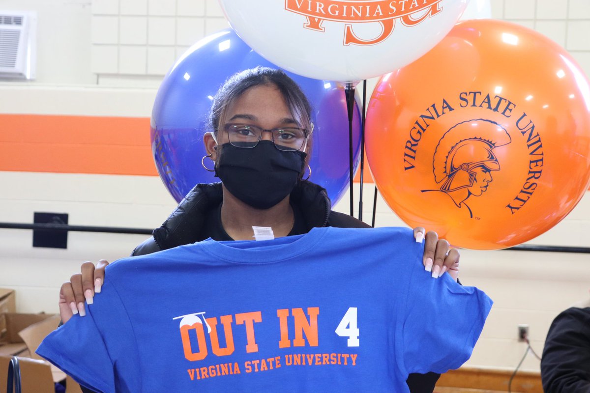 VSUTrojan_DSA's tweet image. It’s always a great day to be a TROJAN! #VSU 🧡💙 #VSU24