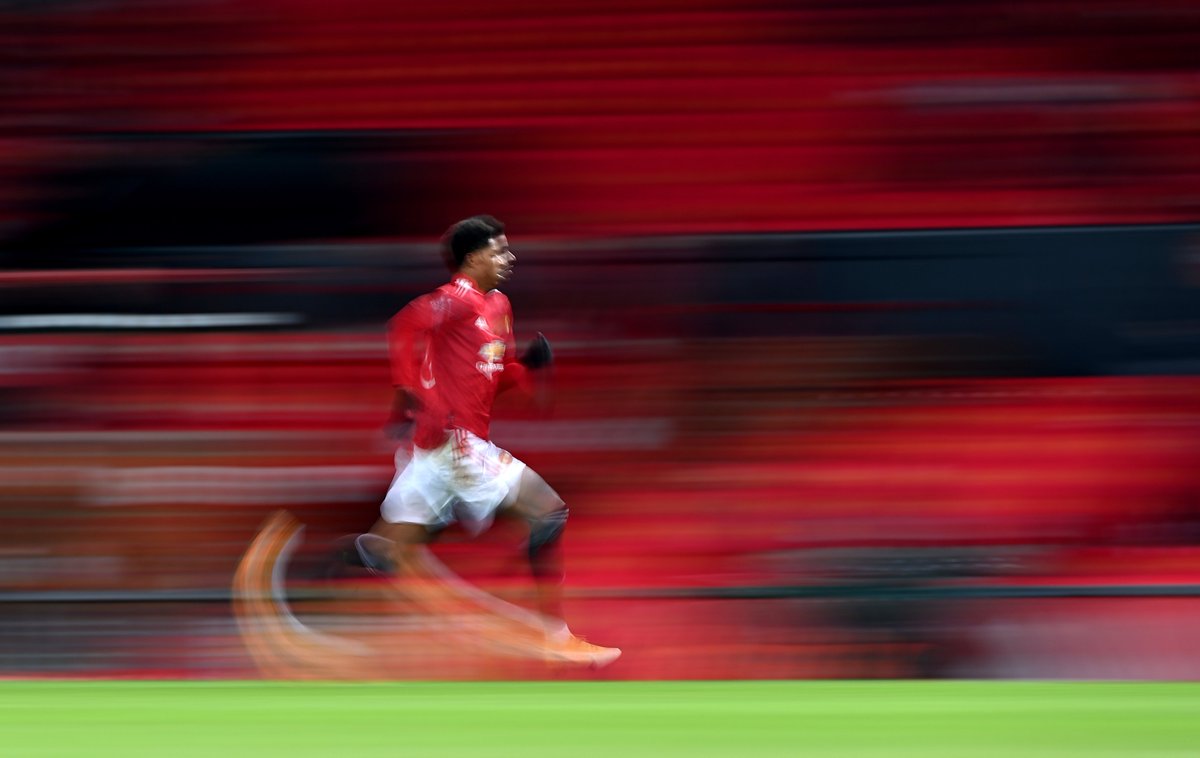 ManUtd's tweet image. ⚡️ Catch him if you can ⚡️

You been teaching @MarcusRashford a few tricks, Usain? 👀

🔴 #MUFC
🏆 #FACup