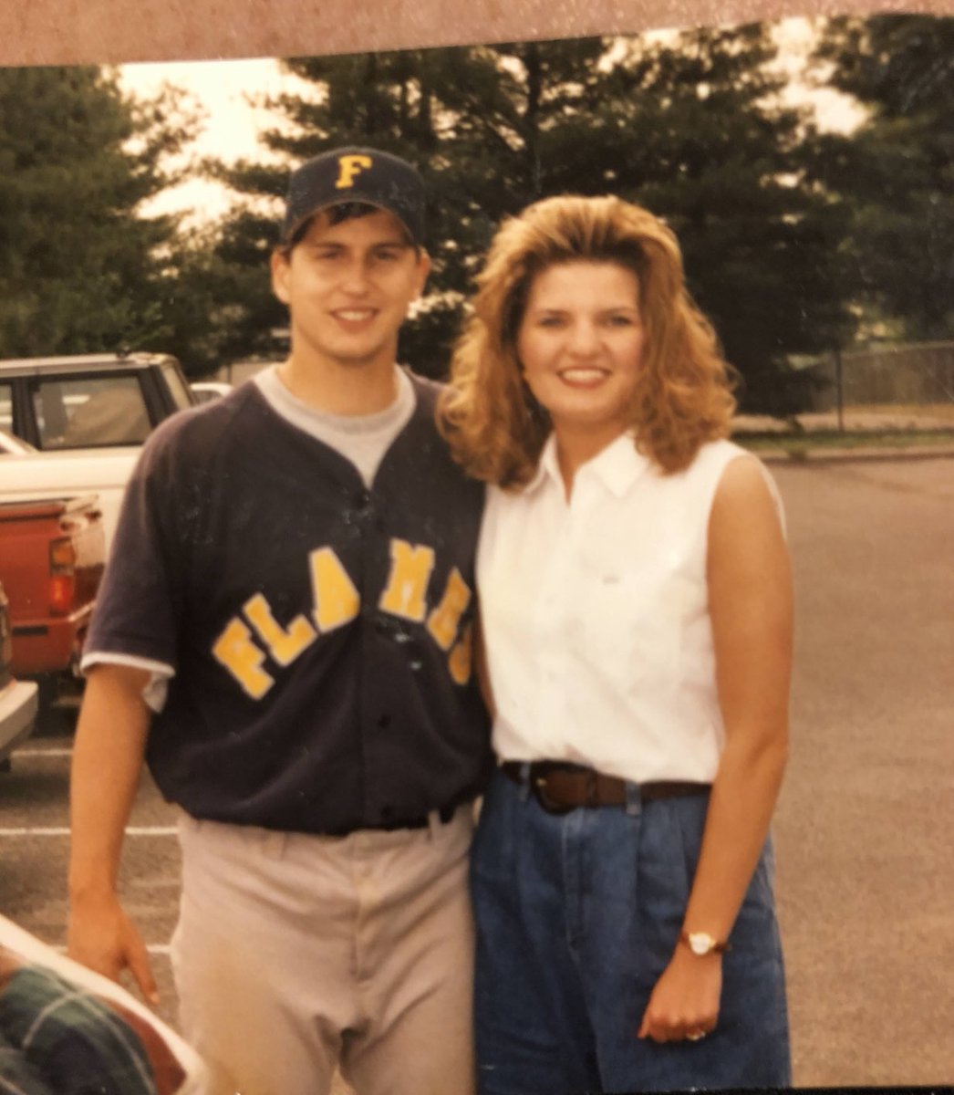 brettangief's tweet photo. Happy Birthday Brett❤️ I’m so thankful to be loved by you #frazier6 https://t.co/yLsyy6JIIA