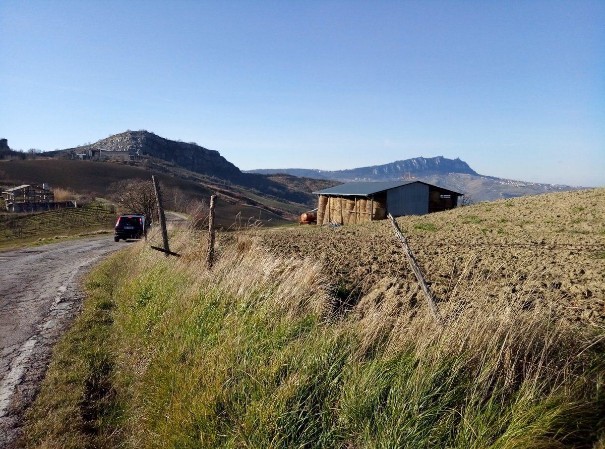 @LIGAWAB <a href="/realkimgosselin/">Kim Gosselin</a> <a href="/luzzyhdz/">Luz</a> <a href="/Diego_Miguel_/">Diego Miguel</a> <a href="/AsgharNazeer/">Asghar Nazeer</a> <a href="/adriatic_sea_/">Boanerges</a> <a href="/KaalGroup/">KAAL Network</a> <a href="/e57e38655ab84b0/">Pilar Guerra</a> <a href="/BlackMaverick12/">Maverick.</a> <a href="/yamispr/">Yamila 💓💓💓</a> <a href="/GrayMarker99/">🇨🇦</a> Che bello.
Beautiful.
#montescudo
#gesso
#Italia
Vita in campagna. Strada verso San Marino.
Street country to San Marino Republic. 
#StayHome
#StaySafe
📸dorita