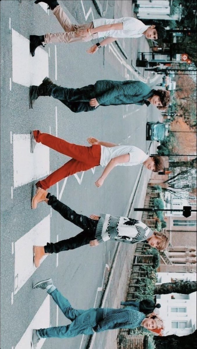 forever_1DHLZLN's tweet photo. The One Direction πΉ #ZaynMalik #HarryStyles #LouisTomlinson #LiamPayne #NiallHoran #OneDirection #OneDirectionReunion #1D #bestfriends #LarryStylinson #ziam #zouis #ILY #OneDirectionMissYou β€οΈβ¨ https://t.co/X6eQ1l8IAH