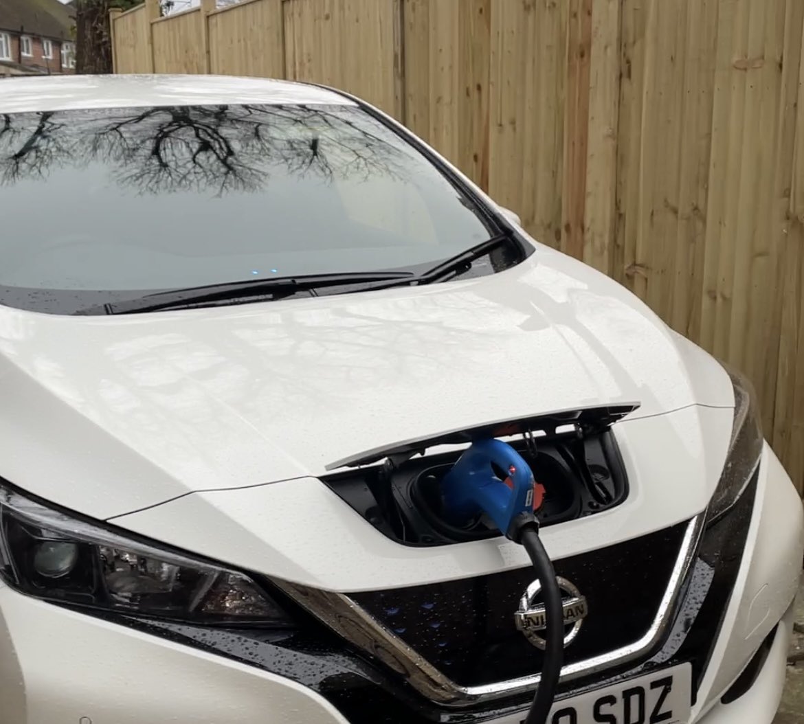 PJPrydderch's tweet image. Powering the house from my car seems so futuristic! But it could be a solution to managing the grid when we’re all driving EVs @octopus_energy @OctopusEV @wallboxchargers @NissanUK #powerloop