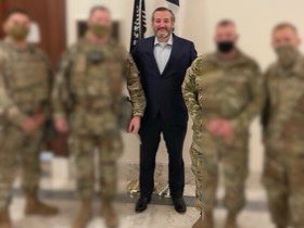 votevets's tweet photo. As more than 150 National Guard in DC test positive for COVID, @tedcruz decides to put more at risk by grabbing a photo op maskless. Just when you thought you couldn’t despise a seditionist more. https://t.co/jkbdCw0Flq