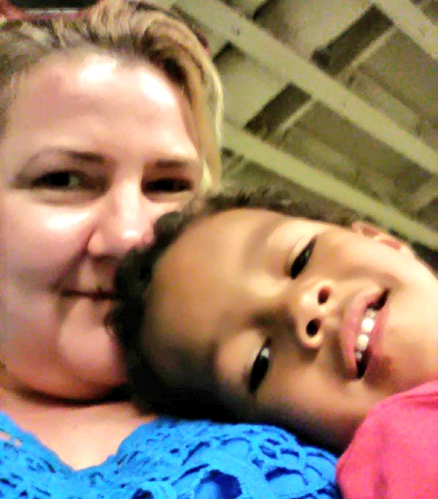 Tijana53814506's tweet photo. Just because your children are safe with you at home doesn't mean you can turn a blind eye to the hundreds of children and families that are being devastated by this corrupt system!
#JusticeForSavaTheo
#FamilyFirstFosterLast
#AbolishForcedAdoption
#InvestigateCPS
#LetMySonGo https://t.co/uQxrYtYY4k