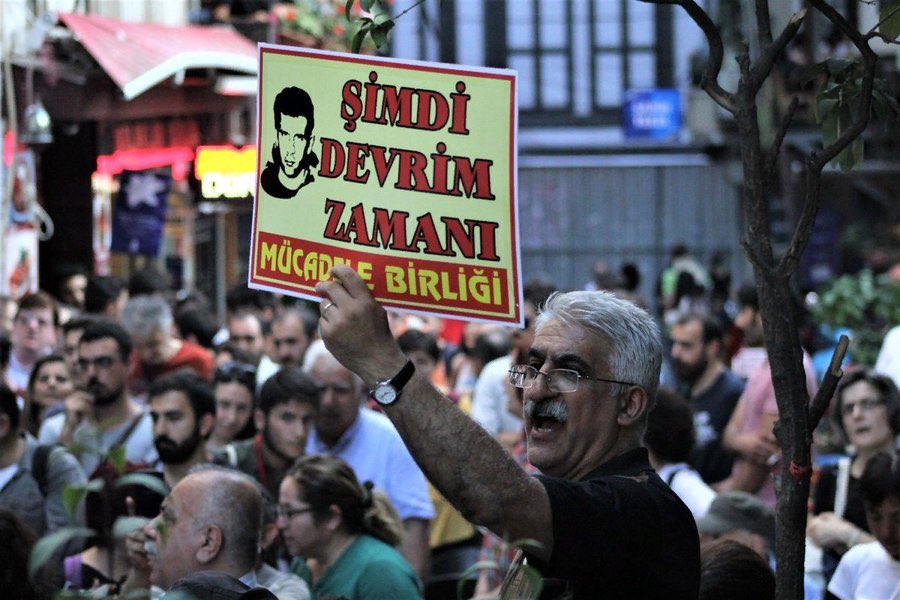 Onurlu bir yaşamın kavgası, duygusu, davası ve idealleri varsa hepsi sende vardı. Henüz olmayan bir devrimin gelecek yüzü, savaşçışı, yazarı, örgütçüsüydün.Nice işçi, genç senin bir anı olmayan, hep tazelediğin mücadelende buldu yönünü. Adın gibiydin, söyleyipte yaptıkların gibi!