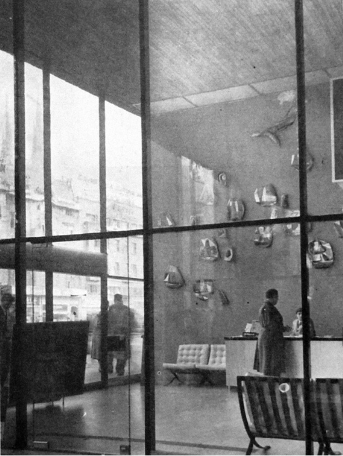 Many famous artists also created custom works for the tower. Goldoni. Vojin Bakić created a sculpture called “Foliated Form” in the Kavana Neboder [left] while Edo Murtić created a wall relief at the main entrance [right].