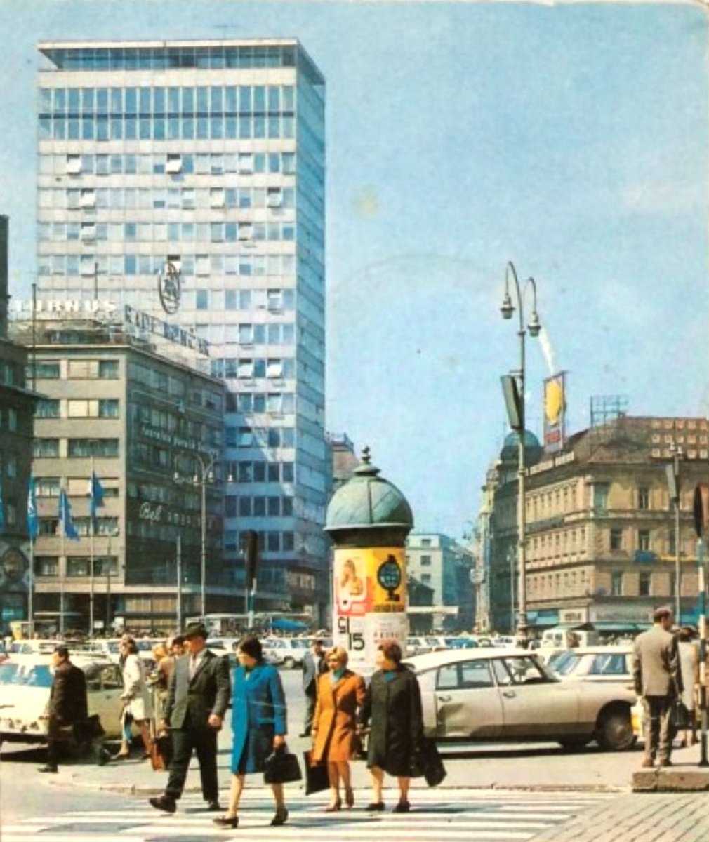 The Ilica Skyscraper stood as a landmark of Zagreb for many decades, operating as a symbol for change and the city’s movement towards the future. However, after the dismantling of Yugoslavia in the early 1990s, it began to fall into decline.