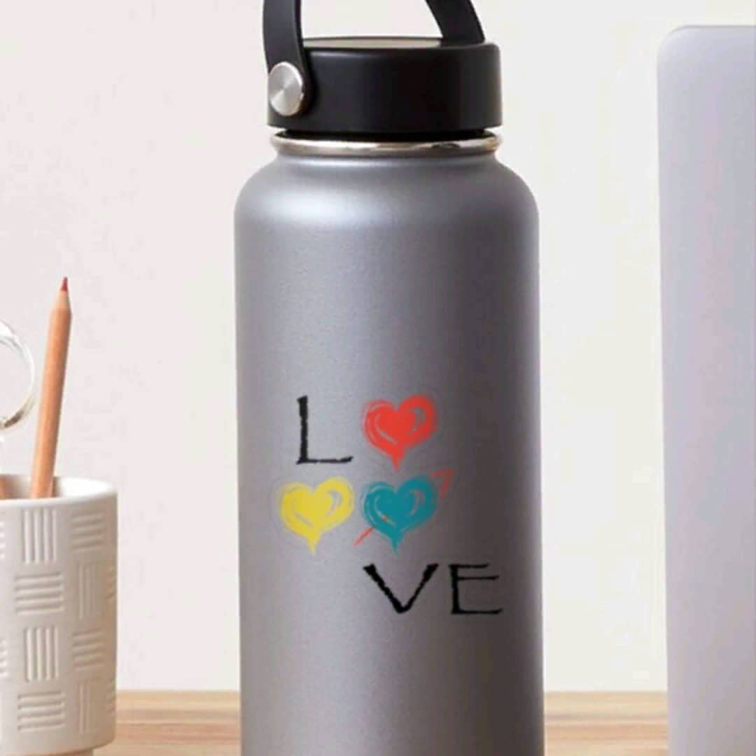 LaGabyGa_Arts's tweet photo. #SanValentin is coming!!!   On mu #Redbubble shop you cand find in mi Collection Love. Different designs for you very special friend. Link in Bio . #LaGabyGaArtsdesigns #Lovedesigns #Printondemand #Shooinline  #Giftsideas #love #Shoponline #store #Shopping https://t.co/cbsv3mZlYQ