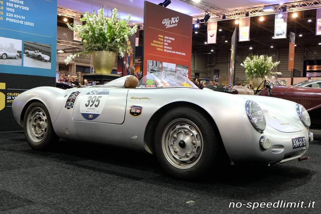 NoSpeedLimit_it's tweet image. 1955 #PORSCHE550SPYDER 
220 km / h 
Exclusive and original Spyder 1500 RS from the #StateofArt #ClassicPorsche Collection.
#motorsportlegend #aircooledporsche #boxerengine  #memories #interclassicsmaastricht 2018 #interclassicmaastricht2018. For more: no-speedlimit.it/Interclassics_…