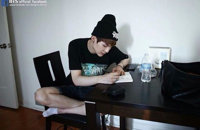 a free moment, giving up sleep in order to compose. He performed on stage, did interviews and went on reality shows where he was at times flat out disrespected. He didn't just write songs, he wrote songs that revealed his true feelings and personal struggles with mental illness.+