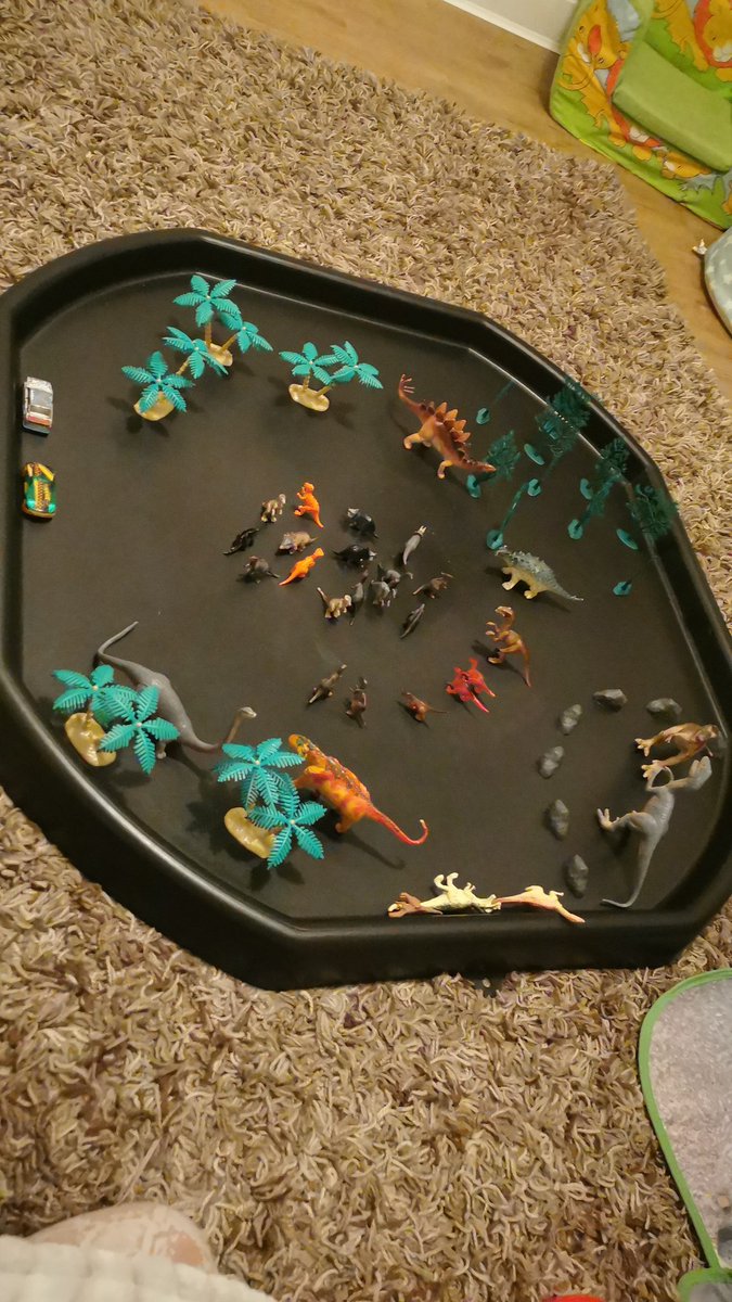 #toughtray #toughspot
Dinosaur themed, anything else I'm missing? Feels very sparce.