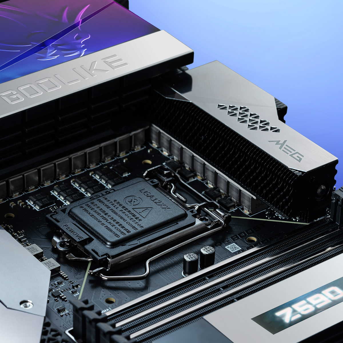 msifrance's tweet photo. Qui aimerait avoir cette carte mère 🙄🥰 ?

📷 Z590 Godlike https://t.co/d45fxBiU5K