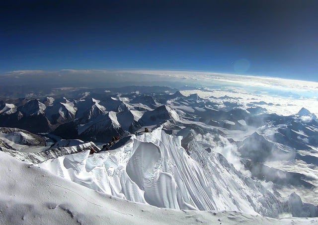 bati_acl's tweet photo. La vue depuis le sommet du monde, le mont Everest https://t.co/x80TAdRmpG