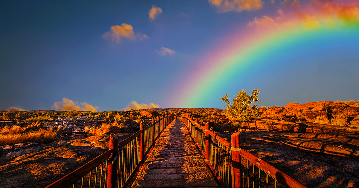 FromSpeaks's tweet photo. “Don’t turn around. Don’t look back. Keep moving forward. Keep pushing. The pot of gold is at the end of the rainbow, not the beginning.” – Ziad K. Abdelnour https://t.co/ao5cd8sKAQ