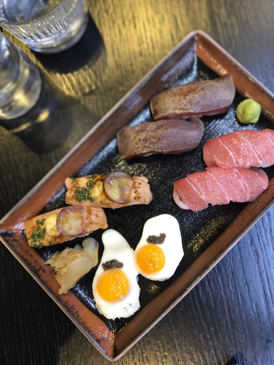 Os recordamos que abrimos de lunes a domingo de 12 a 18.00, podéis hacer vuestra reserva a través de nuestra web y para pedidos Take Away en el 958 222 796.
#granada #restaurantegranada #sibarius #restaurantesibarius #sushi #gastronomiaglutenfree #restaurantegranada