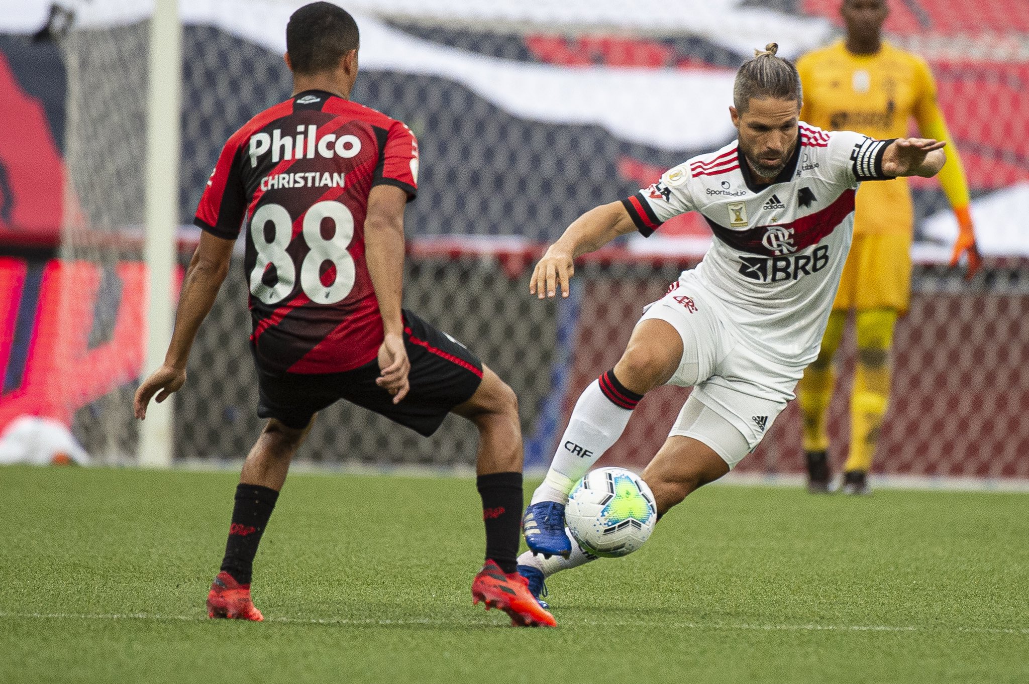 Flamengo on X: Fim de jogo no Maracanã. O Flamengo empata em 0 a 0 com o  Athletico-PR, no jogo de ida das quartas de final da Copa do Brasil. #CRF  #VamosFlamengo