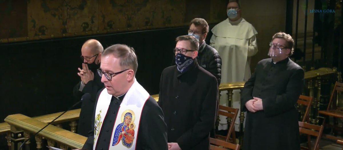 NiedzielaCZ's tweet photo. Maryjo, chcemy być skutecznym narzędziem w Twoich dłoniach – powiedział @ks_jgrabowski, redaktor naczelny @niedziela_pl , który poprowadził rozważanie podczas #Apelu Jasnogórskiego w Światowy Dzień Środków Społecznego Przekazu.
#media
https://t.co/4JaAScTObi https://t.co/RyCLUPsqA6