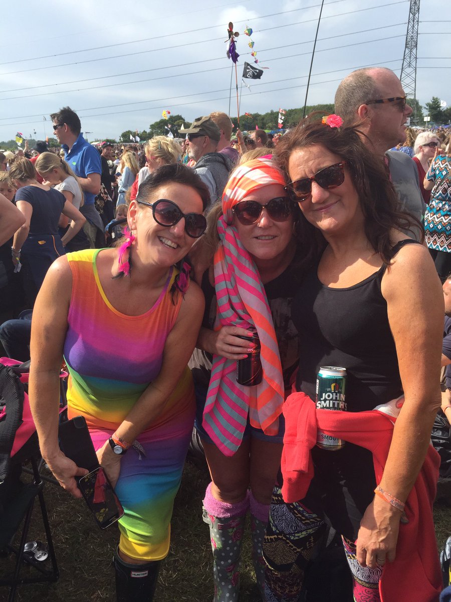 Hewligan1's tweet photo. If youโre a Glastonbury person feeling a bit down, please post a #glastophoto - one picture, no description. Copy this text into your tweet, post a picture and look at some great memories and pictures #Glasto #memories #goodtimeswillreturn https://t.co/t7NBFbw4eM