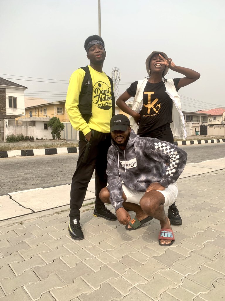 _dami4real's tweet photo. #DamiNation new video tomorrow ๐๐๐ https://t.co/xZBCB73T5e