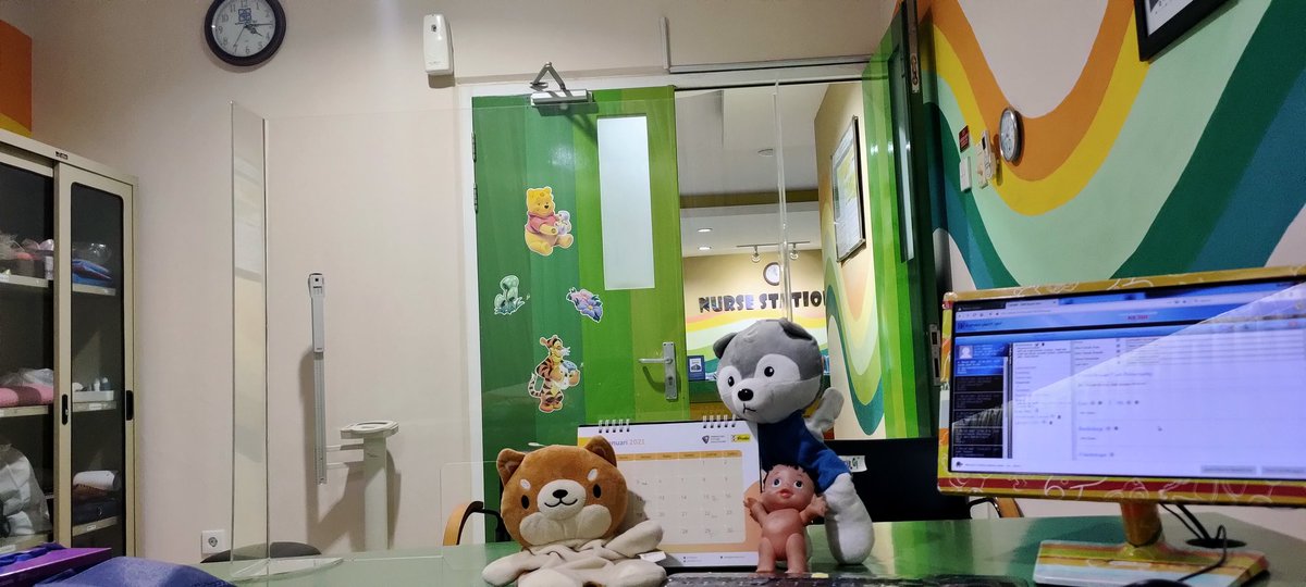 KNurputra's tweet photo. Subuh! Dan masih terbangun di malam ketiga yang kurang tidur setelah pusing urusan hilirisasi GeNose, program prodi dan pasien-pasien mbludak. Keep strong for the benefits of others. https://t.co/BhISNuk1ym