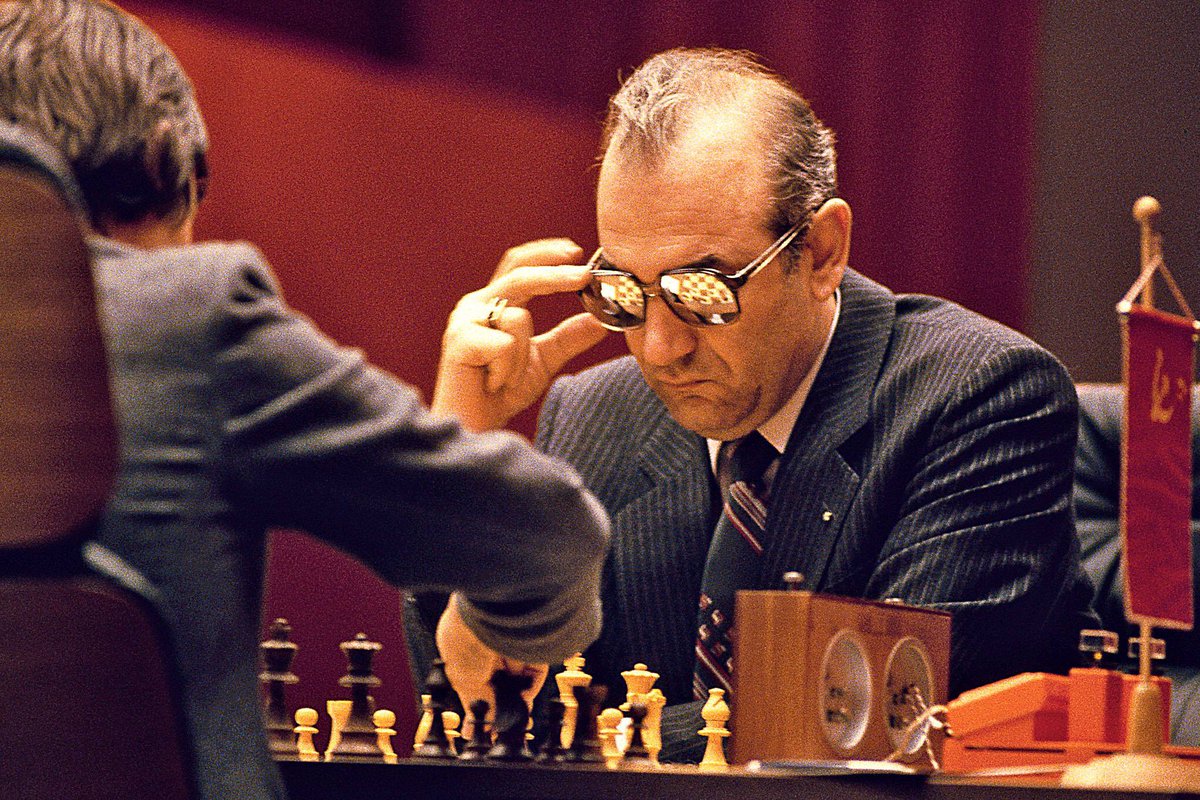 ChessClubLive's tweet photo. @CBSSports There are many cool chess athletes but only one Uber cool 😎 chess athlete and that was Viktor Korchnoi. #RIPViktor #chess #athlete #coolest #cbssports https://t.co/iHt0kaDAYd