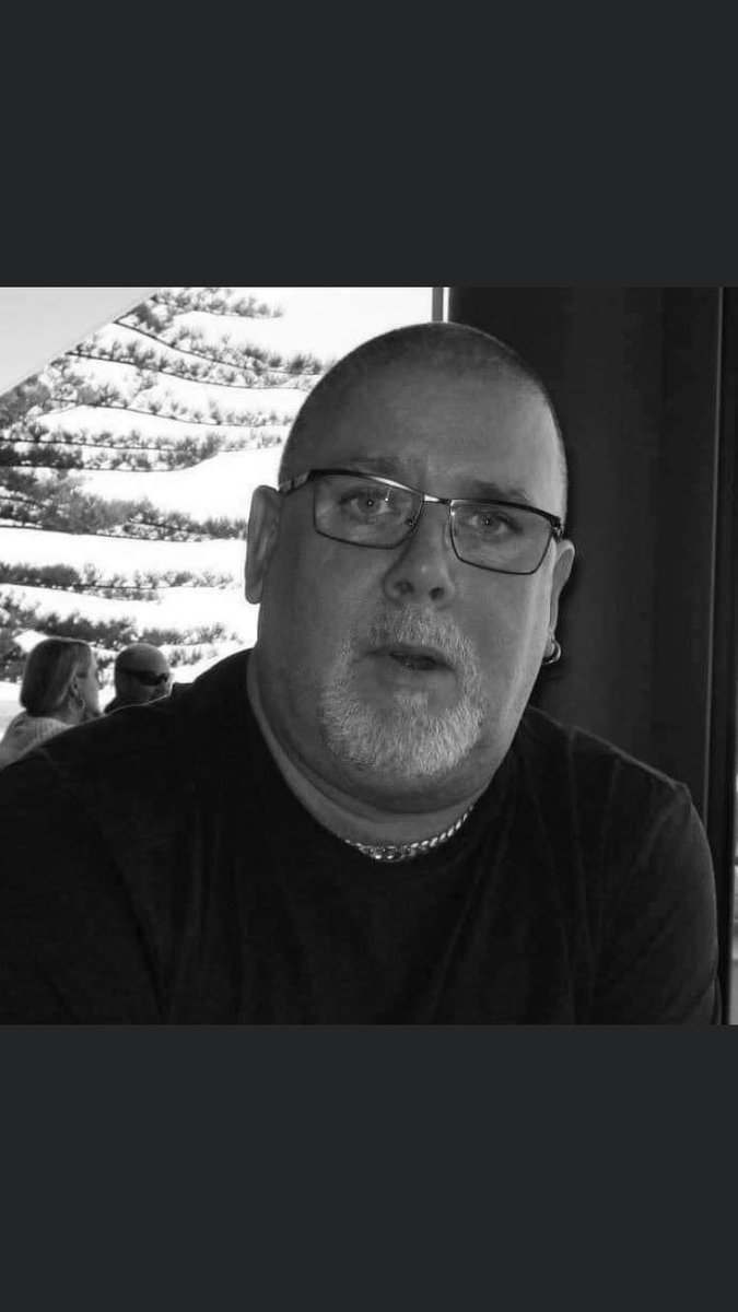 simmoref72's tweet photo. Devastated about a good friend today. RIP big man. You will be sadly missed. 😔😢 https://t.co/X74QH5wIoy
