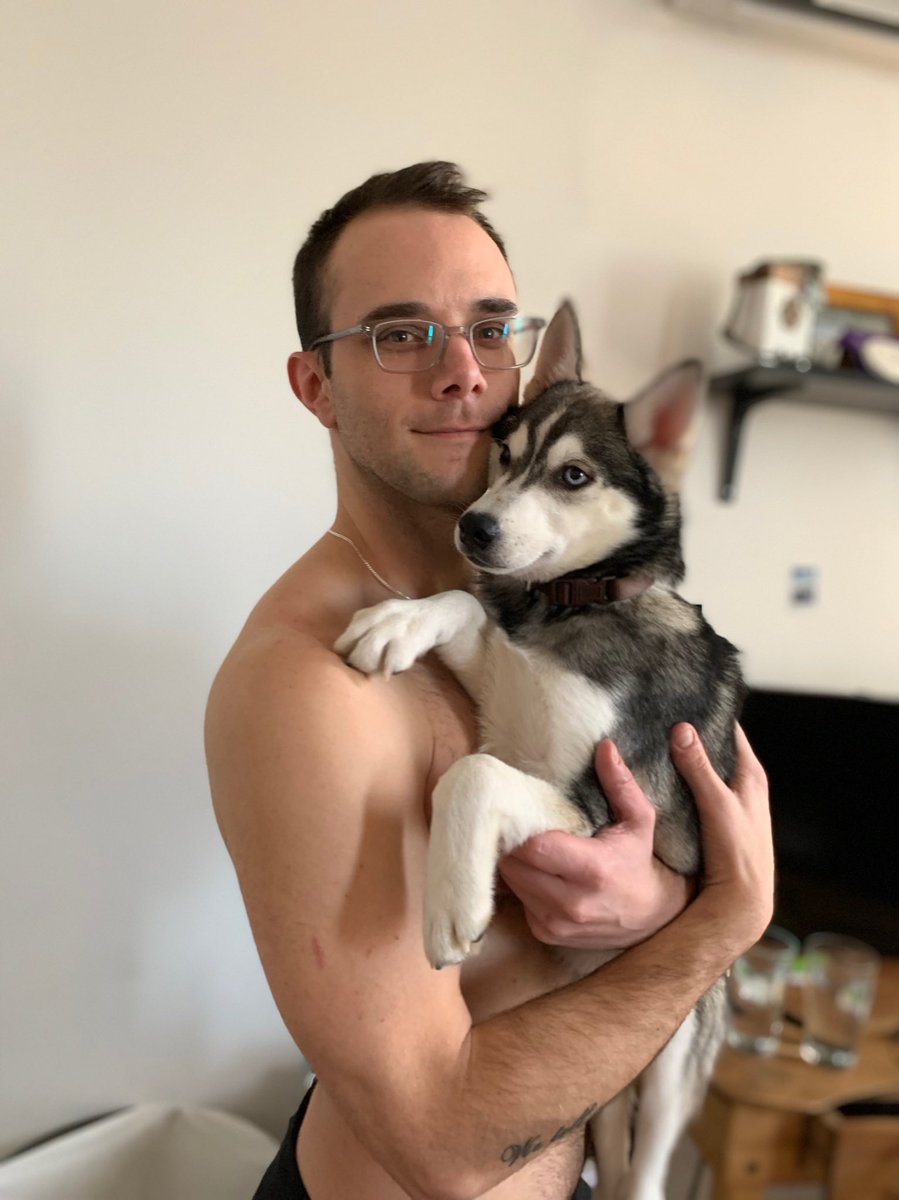 Adam_Armstr's tweet image. Meet River, the newest addition to our little family, and the cutest pup in this godforsaken city 💙💙💙