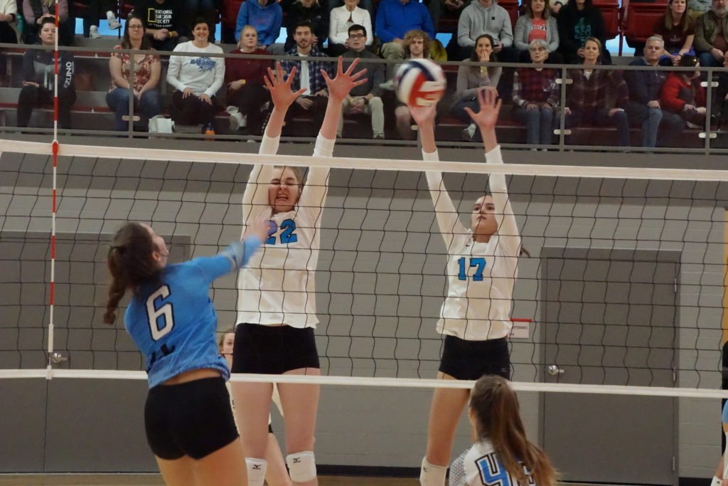 Uncommitted Players Sparkle at the Prep Dig Quad Cities Clash prepdig.com/2021/01/uncomm…