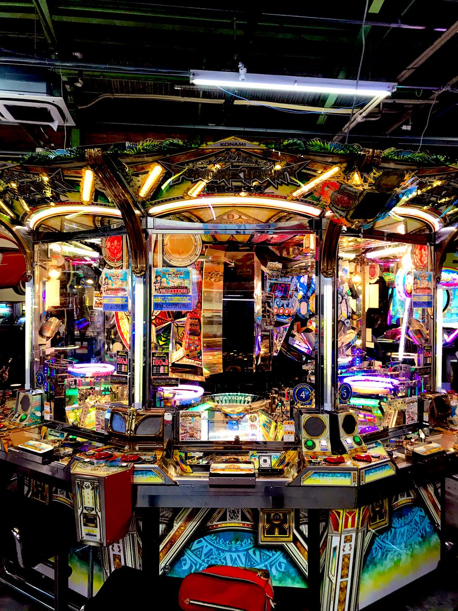 ドラマ港北インター店 A Twitter バージョンアップ情報 大型メダル機フォーチュントリニティ4精霊の至宝祭好評稼働中 平日の方が席は空きやすいかと思います ゲームセンター メダル Ft4 Konami 横浜 鴨居 綱島 新規キャンペーン