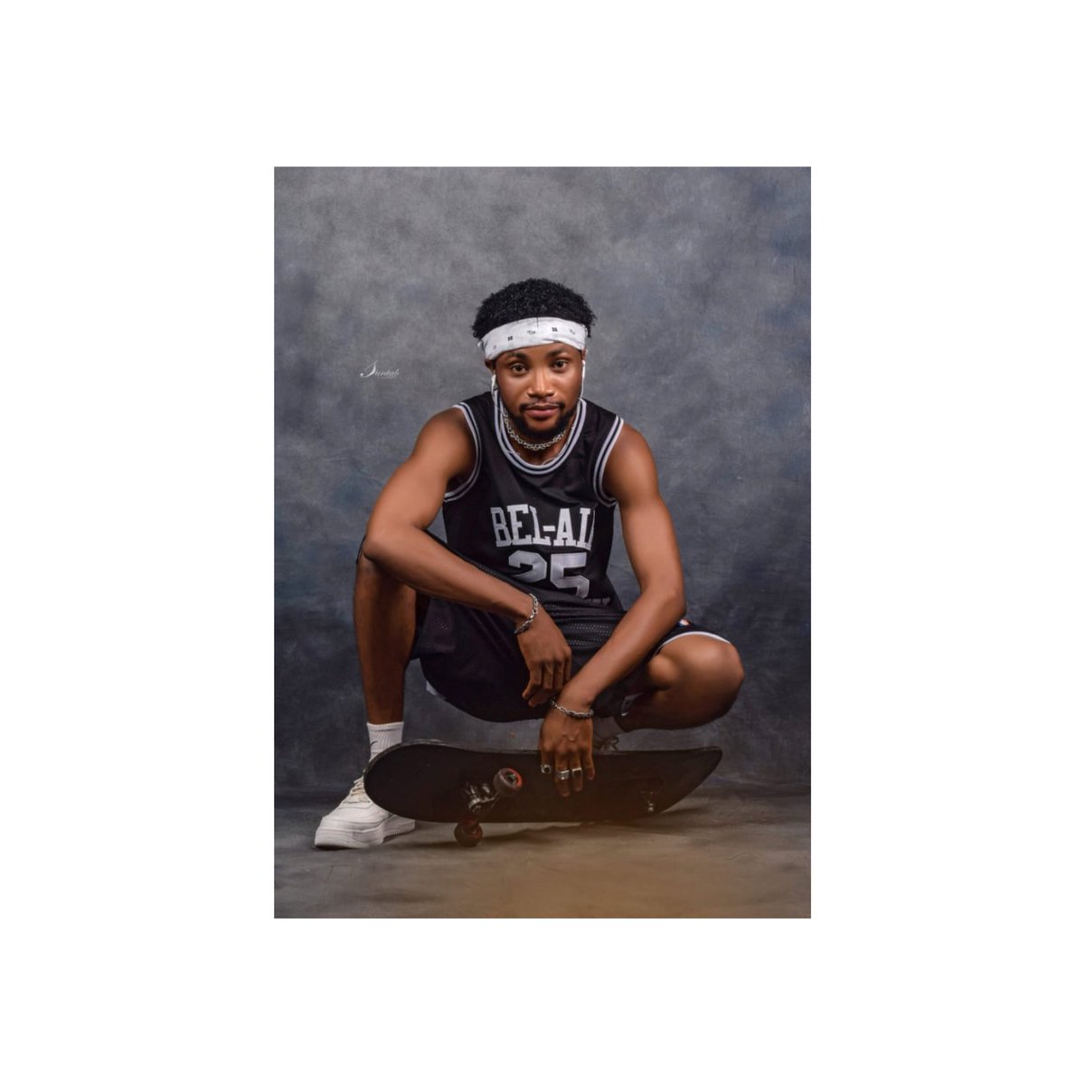 thatsrack's tweet photo. RIP UZI YA FOREVER INNA MI HEART CYANT FORGET YA MISS YA!! 😔 🖤 https://t.co/VSZAAlgast