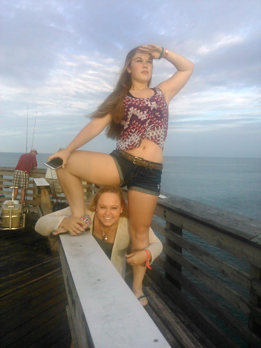 hannah16hutzell's tweet image. yall... my little sister is ENGAGED.... like SHES GETTING MARRIED.. 🥰❤ BRING ON THE PLANNNINGGG @Meg_3208  (here's a 2015 throwback)