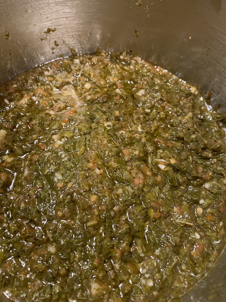 PSS_FoodBlog's tweet photo. My latest original #recipe
Grapeleaves Pasta Sauce
Ingredients:
4 Med Roma Tomatoes
10 Grape Leaves -Jar
4 Lg Garlic Cloves
1 Tbsp Italian Seasoning
1/2 C EVOO
Don’t add salt
Black Pepper &amp;
Grated Parmesan to taste #ad 
https://t.co/DAAcUBWtIb #riograndevalley #RGV #sotx #share https://t.co/UksR1Hsqaj