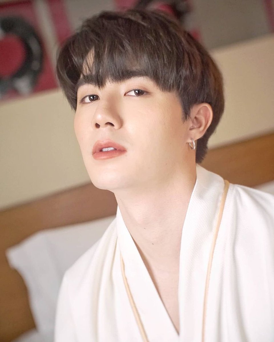 𝙭 𝙯𝙚𝙚𝙥𝙧𝙪𝙠 ()*— 𝙖 𝙩𝙝𝙧𝙚𝙖𝙙.