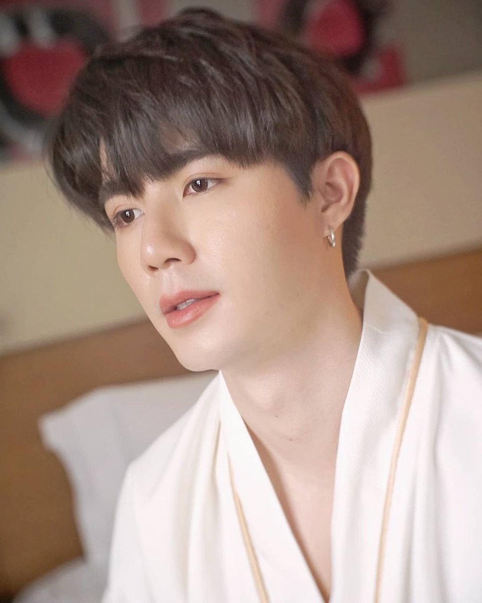 𝙭 𝙯𝙚𝙚𝙥𝙧𝙪𝙠 ()*— 𝙖 𝙩𝙝𝙧𝙚𝙖𝙙.