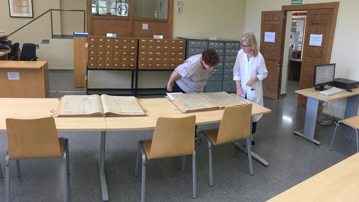 Volem agrair a totes les persones, mitjans de comunicació i entitats que han col·laborat en la cessió d'imatges per a la sèrie, periòdics com <a href="/informacion_es/">INFORMACION.es</a>  <a href="/levante_emv/">Levante-EMV</a> <a href="/lasprovincias/">LAS PROVINCIAS</a> i sobretot  l'Hemeroteca Municipal de València <a href="/AjuntamentVLC/">Ajuntament València</a>  i a tot el seu equip