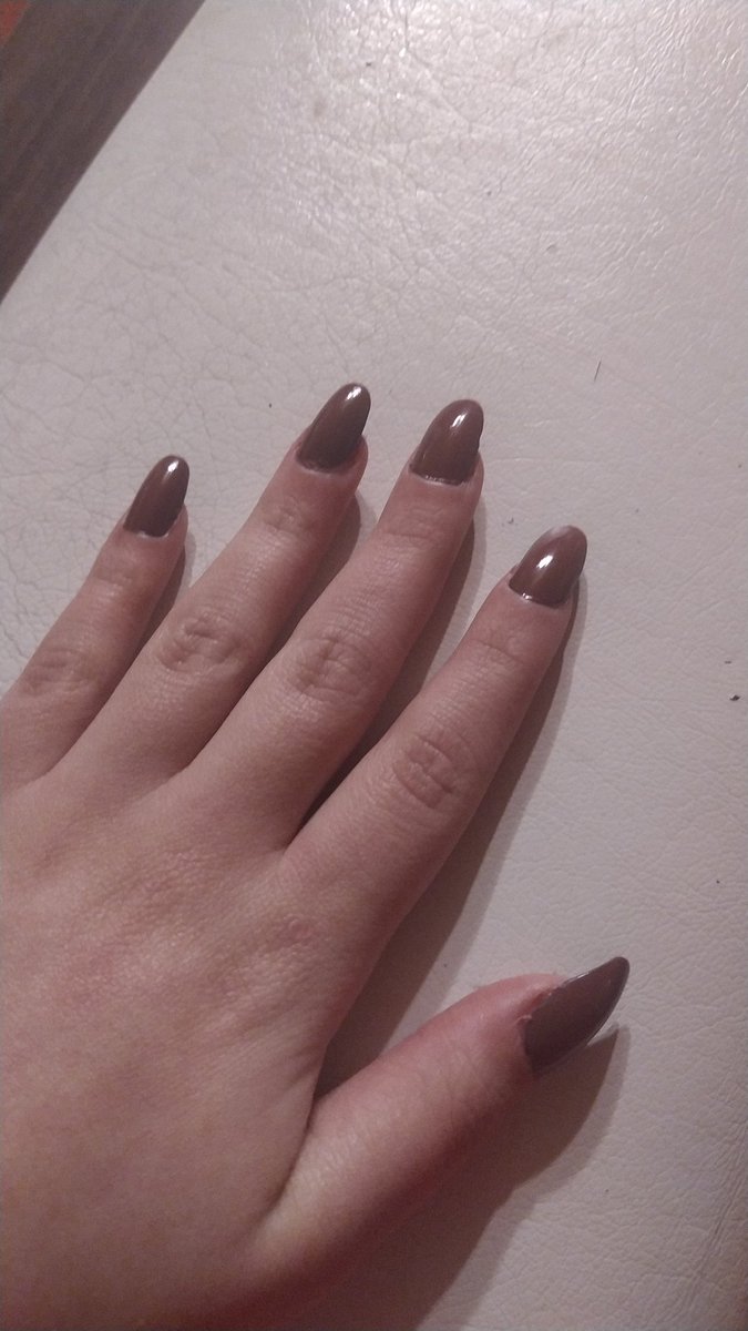 MistressBurcuu's tweet photo. Sahibeniz tırnakları yaptıracak köleler sizleri pandemiden sonra daha rahat tokatlamak için 😈 Finansal itlerim neredeee #ayakfetiş #finansalkole https://t.co/xnHZJJ3rxe