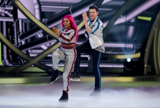 GRMDAILY's tweet photo. 🤩 @LadyLeshurr Delivers Flawless #DancingOnIce Performance

➡️ https://t.co/BRdk8ZrtvA https://t.co/yNP9MpRFCb