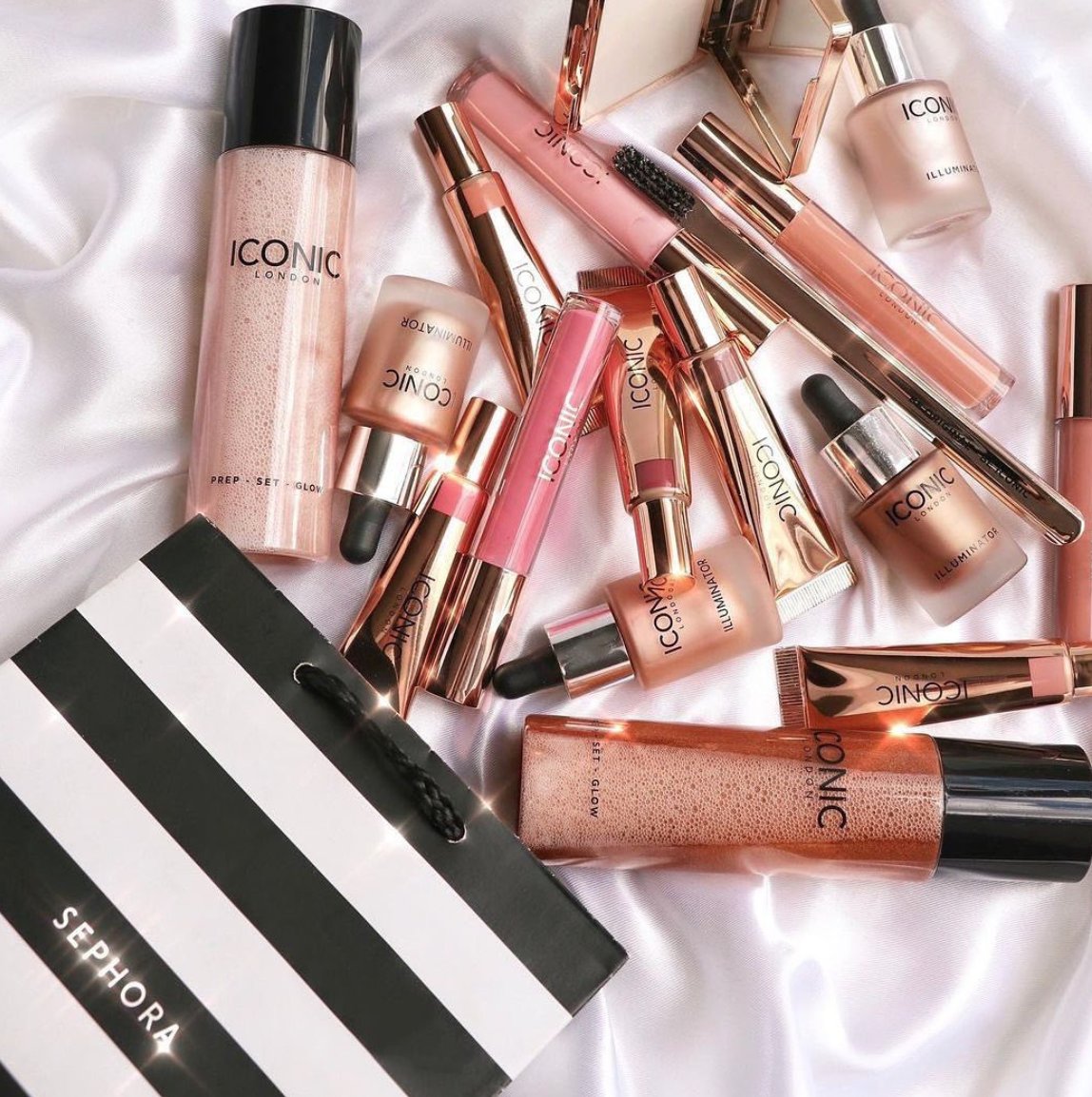 Promenade_CC's tweet photo. Sunday calls for retail therapy! We’re headed straight to @sephora for all of our beauty needs. 😍 #promenadecc https://t.co/Y8Vxf5tSAk