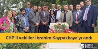 Hdp Esenyurt İlçe başkanlığında posteri bulunan İbrahim Kaypakkaya Babamın en çok sevdiği teröristlerin başında gelir.
Babam ve diğer Chp'li abilerim bu teröristi ölüm gününde yâd edip Mezarı başında anarlar.