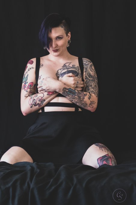 Yena Zeau (@xYenaZeaux) is a fucking BADASS! How do you rock those shoes? Check on these pictures&hellip;  @Bentbox https://t<a class="tags" target="_blank" title="On Twitter" href="/?out=eyJ0eXAiOiJKV1QiLCJhbGciOiJIUzUxMiJ9.eyJpYXQiOjE3MjY0NTgyNTEsImlzcyI6InR3cG9ybnN0YXJzLmNvbSIsIm5iZiI6MTcyNjQ1ODI1MSwiZXhwIjoxNzU3OTk0MjUxLCJyZWRpcmVjdF91cmwiOiJodHRwczovL3R3aXR0ZXIuY29tL3hZZW5hWmVhdXgifQ.abHbK9PUOcaQYtlaikitTNEBbreTwl7dvBU6VU6LFkAekGldUdth81gDqQvzc6TI-QjbzUciPwfxoYdhc6heag">@xYenaZeaux</a><a href="/tag/success"class="tags"><span>#success</span></a>